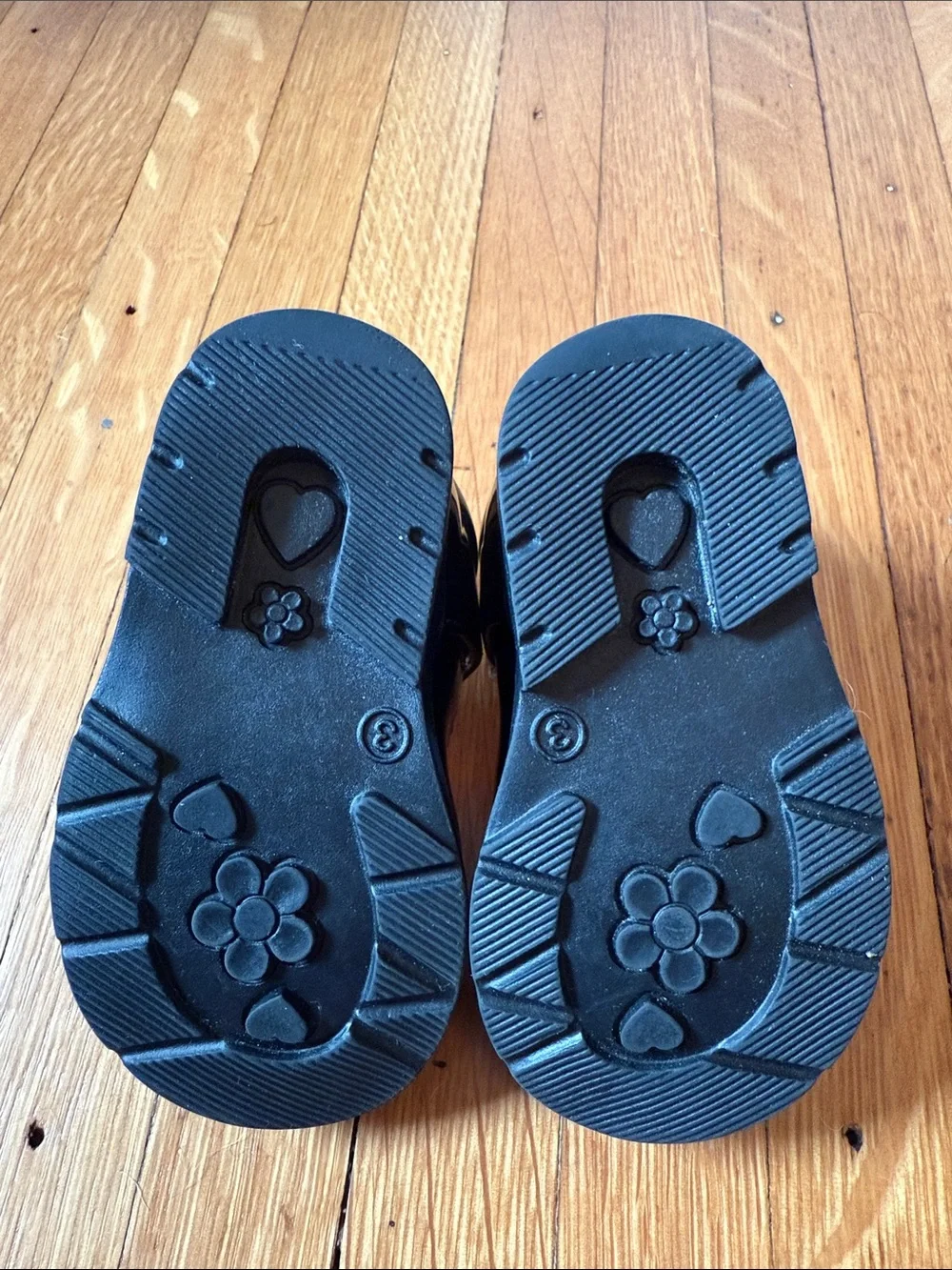 Baby Black Patent Velcro Strap Shoes - Size 3 (fits 9-12 months), Never Worn